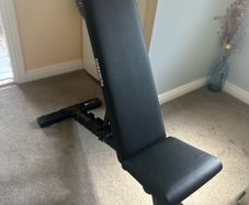 Workout/exercise bench