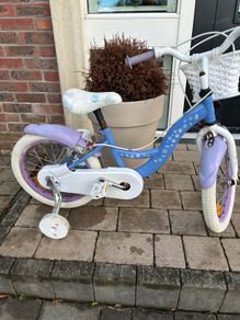 Girls frozen Bike