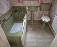Vintage Bathroom Suite