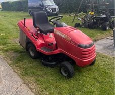 Honda ride on lawnmower