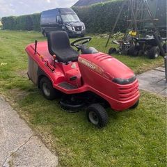 Honda ride on lawnmower