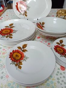 Vintage Tableware with Sunflowers