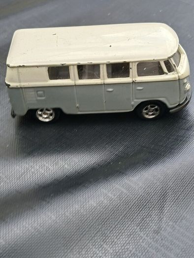 WELLY Diecast Volkswagen Micro Bus 1962