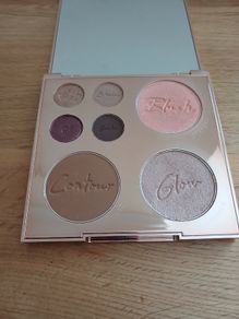 Makeup Sosu x Terrie McEvoy Daydream Collection Face Palette