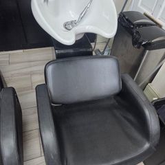 Salon wash basins