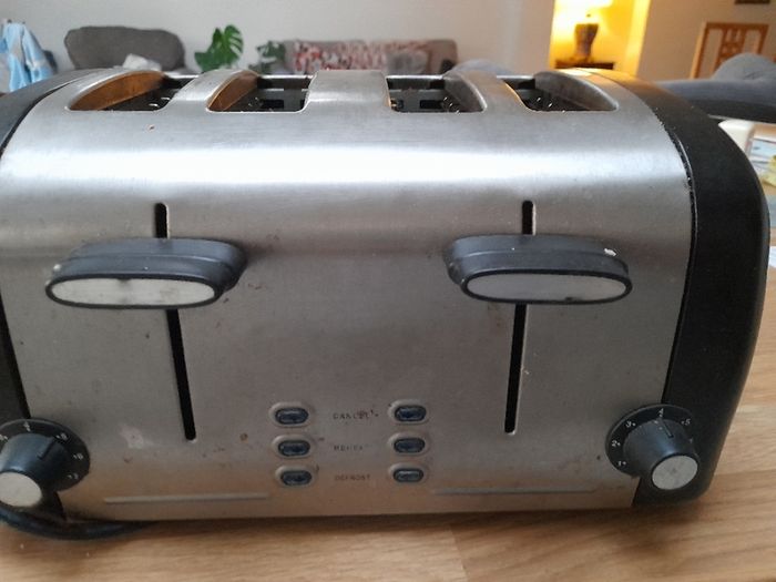 4 Slice Toaster