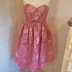 Strapless sweetheart Goddiva sequin dress