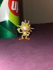 Pokemon Meowth Figure