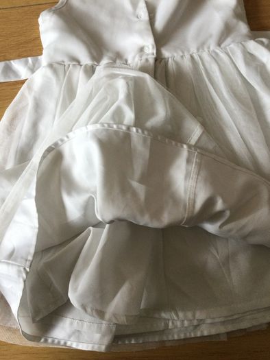 Beautiful dress 5-6 years