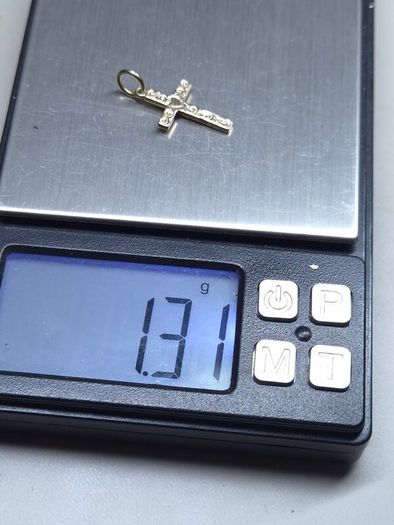 Vintage 9ct Gold Engraved Cross Pendant Sheffield Hallmarked 1.31g