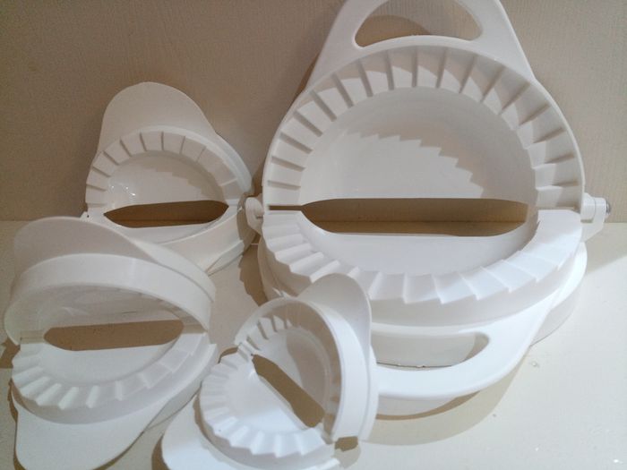 Set of Dumpling press