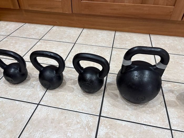 Large 118kg Metal Kettlebell Collection, Cheap!!