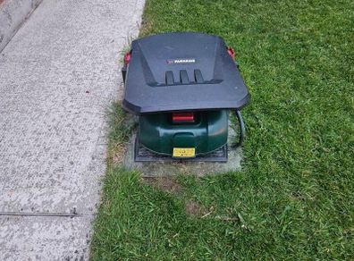 Garage for Robot lawnmower