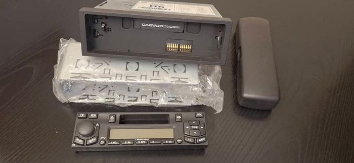 Car radio, as new