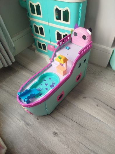 Gabby's Dollhouse boat