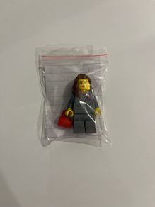 Lego City Airport Receptionist
