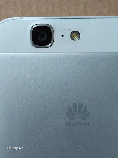 HUAWEI ASCEND not Booting up, asks to connect to Hi Suite in recovery mode, excellent cosmetic condition