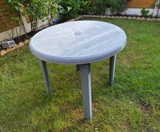 Garden table