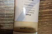 Make-up No 7 Foundation