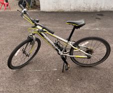 Kids mountain bike