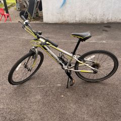 Kids mountain bike