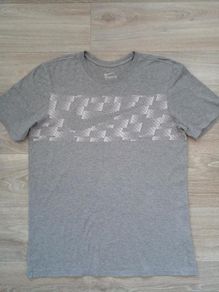 Nike T-Shirt size M