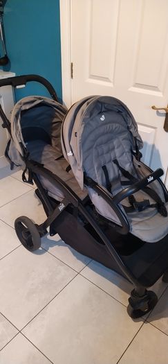 Joie Evalite Duo lightweight tandem double stroller in gray