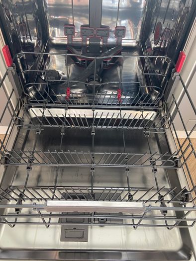 Whirlpool Dishwasher