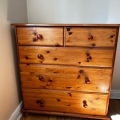Pine wood chest drawer