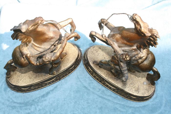 A Pair Of Antique  Marly Horses 7" X 8,4"