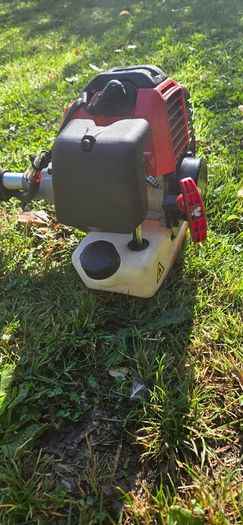 Mitsubishi chainsaw