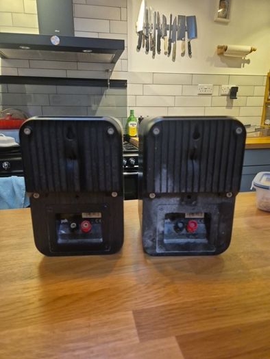 Polk Audio Signature S10