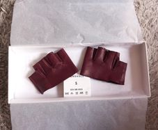 leather gloves