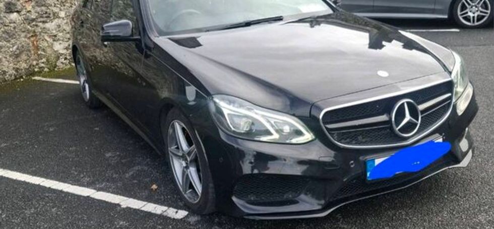 Mercedes E220 Night Adition