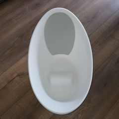 Shnuggle baby bath