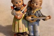 Vintage Hummel Figurine