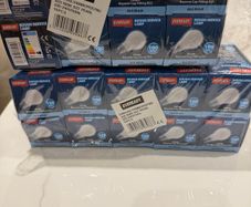 Light bulbs 100W bayonet cap