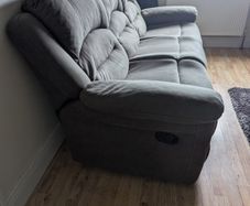 Sofa 3 seater recliner with 2 recliner armchairs.