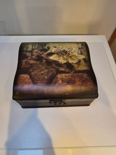 Vintage Wooden Jewellery Box
