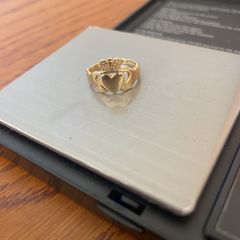 9ct Gold Irish Claddagh ring, never worn
