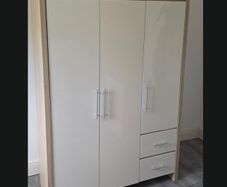 3-Piece Bedroom Furniture Set