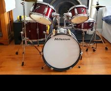 Millenium Focus Junior Drum Set Red