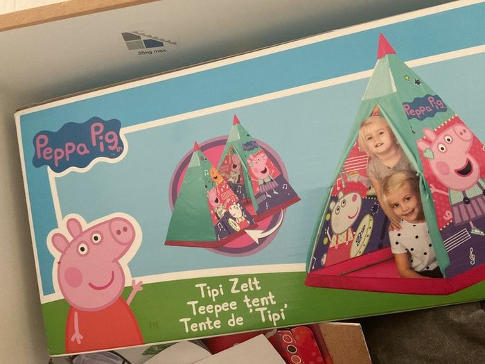 Peppa pig tipped and cocomelon chair