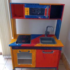 toy kitchen FREE
