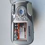 Samsung Digimax A4 compact digital camera Image 3