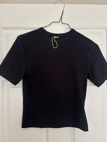 H&M black gym top size S with Drymove