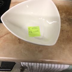 Serving dishes / 2 Different Sizes