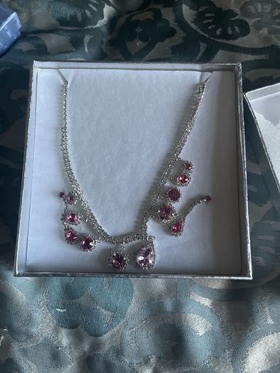 costume jewlery