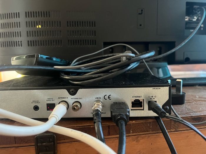 Walker Saorview combo receiver - WPS818C