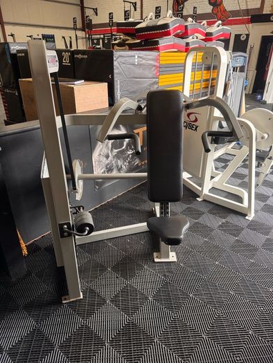 Shoulder press